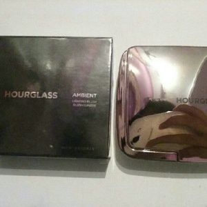 Hourglass ambient blush