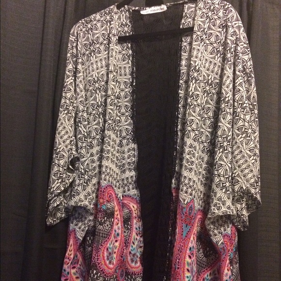 Patterned Wrap