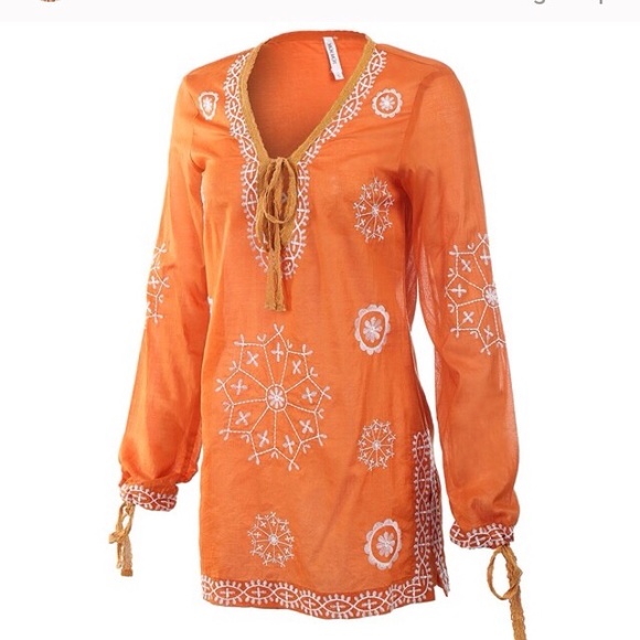 Sexy Woven Tunic - Picture 2 of 4