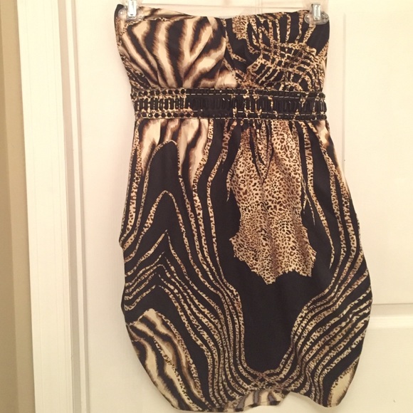 Arden B.- Strapless Cheetah Printed Dress