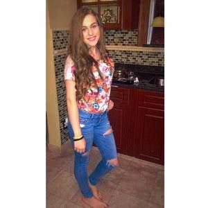 Meet your Posher, Sara