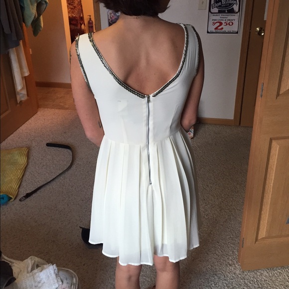 Dress - Picture 2 of 3