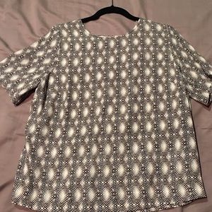 Forever21 contemporary top and shorts set