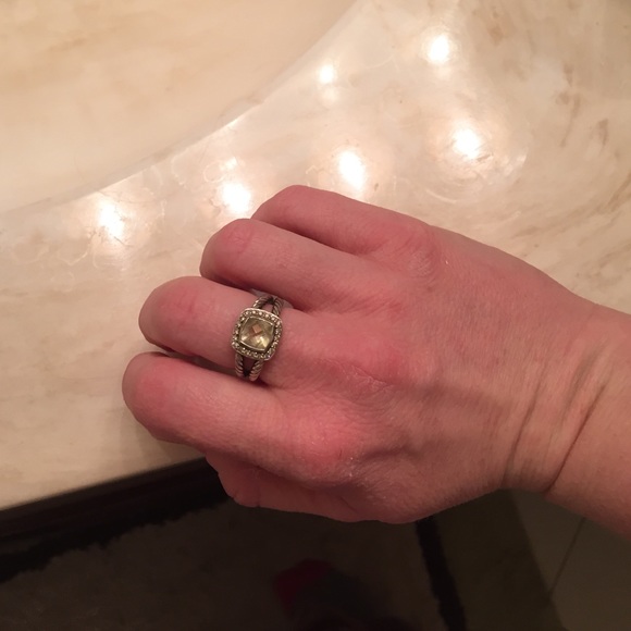 Petite David Yurman Ring - Picture 4 of 4