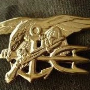 Meet your Posher, Eduardo