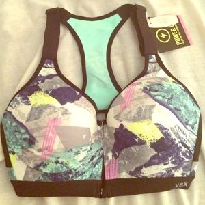 New Victoria's Secret "Incredible" Sports Bra
