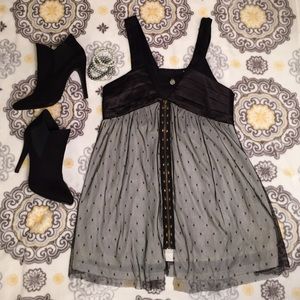 Beautiful dressy tank.