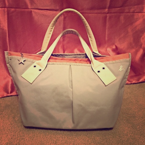 Agnes b. Tote bag