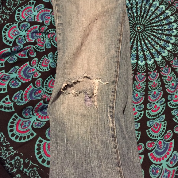 Bullhead Jeans - Picture 2 of 4