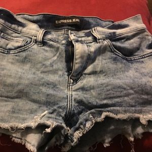 Express acid wash frayed short shorts