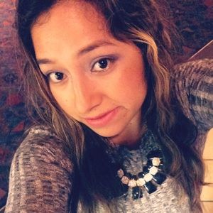 Meet your Posher, Ariana