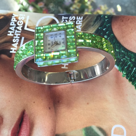 🎈🌺HP🌺 bangle watch - Picture 3 of 3