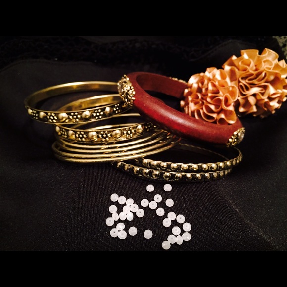 Wood bracelet - Picture 1 of 3