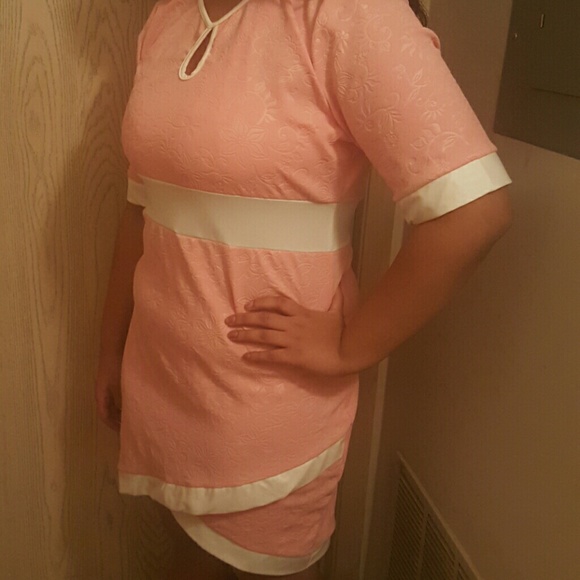 Dress - Picture 2 of 4