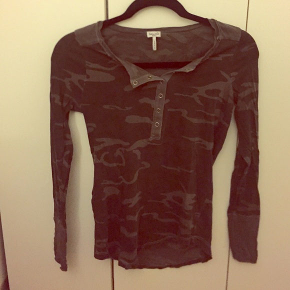 Splendid Greyscale Camo Tee