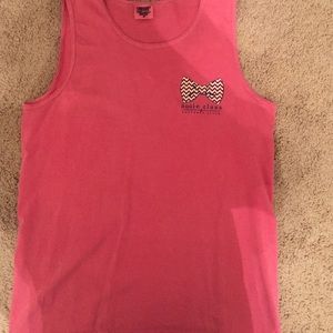 Super cute tank top!