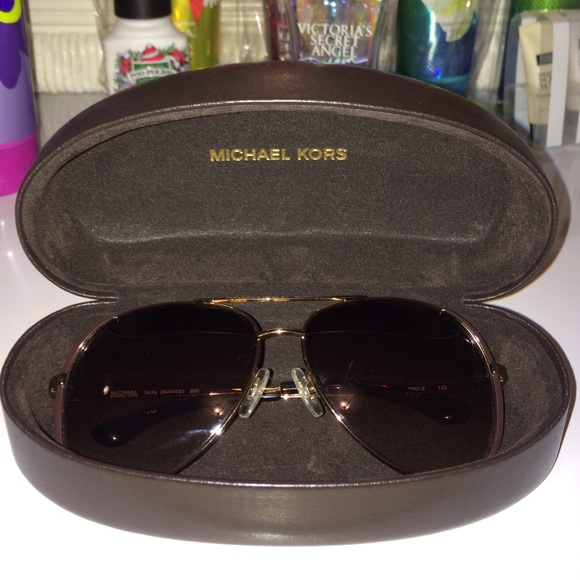 🕶 MICHAEL KORS AVIATORS 💋