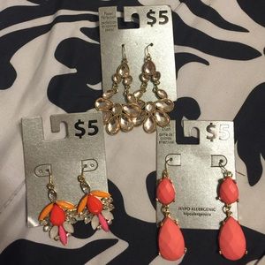 Hypo-Allergenic Earrings 😊