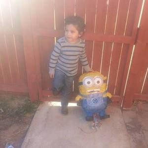 Meet your Posher, Amparo