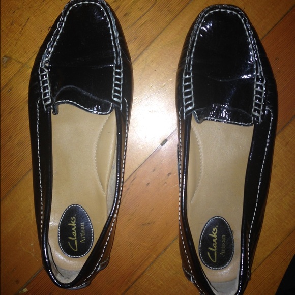 clarks black loafers