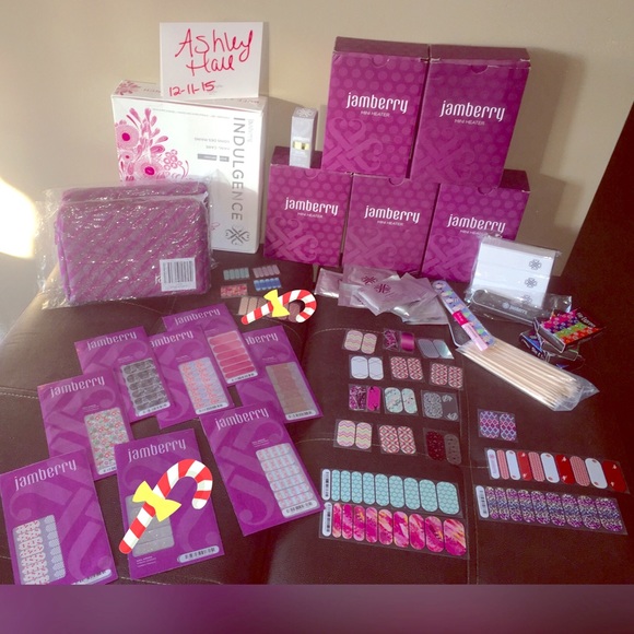 HUGE Jamberry Lot💟💅🏼