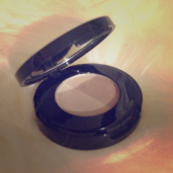 Anastasia eye brow powder duo Taupe