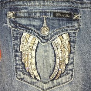 Miss Mes . Worn maybe twice. Too big now.