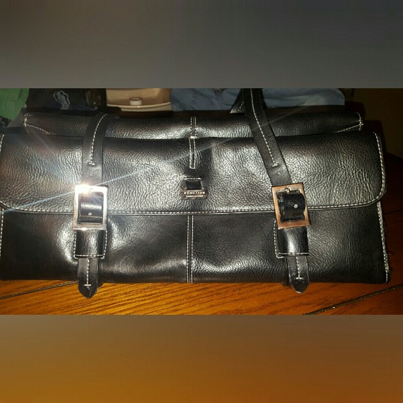 Reaction kenneth cole handbug