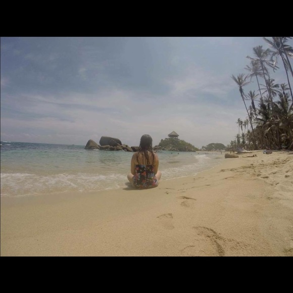 Meet your Posher, Jessica - Picture 4 of 5