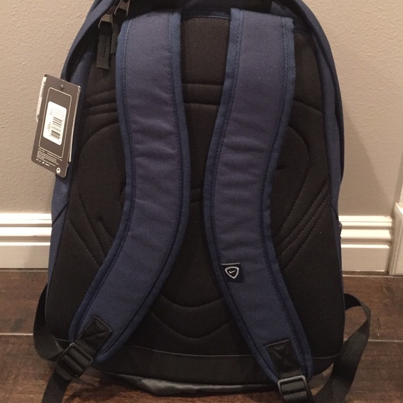 ❤️SOLD AS BUNDLED❤️ - Picture 2 of 4