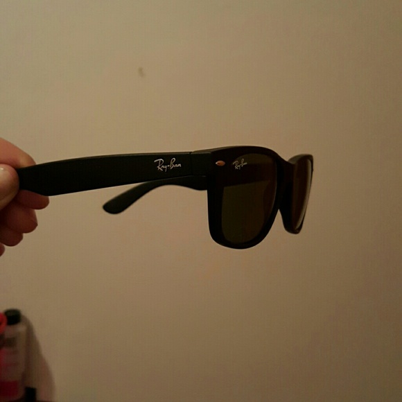 Wayfarers - Picture 3 of 4