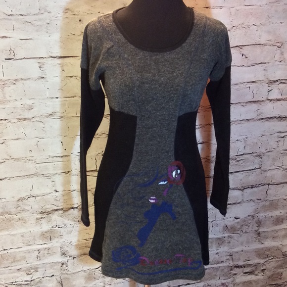 Aziza Dresses & Skirts - 🎉HP🎉AZIZA SWEATER DRESS/TUNIC