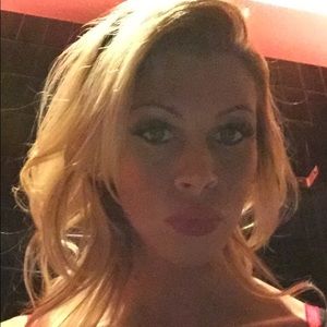 Meet your Posher, Tiffany