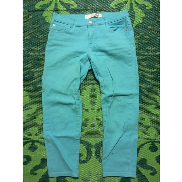 Sky Blue Cropped Pants