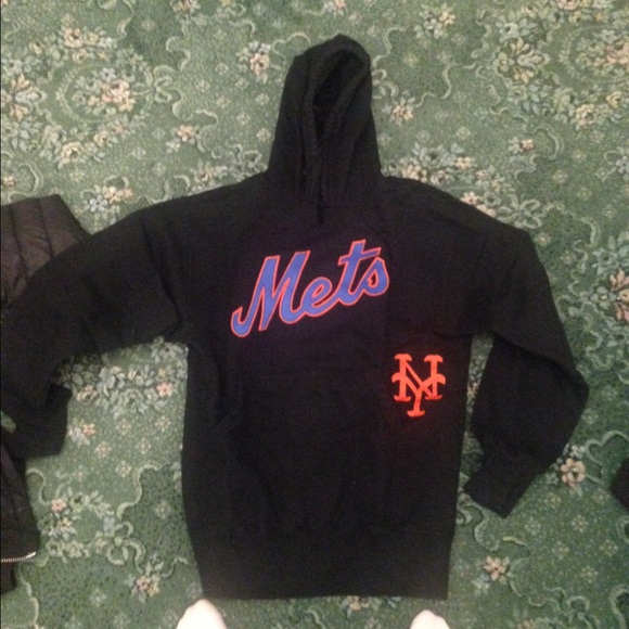 Mets pull over sweatshirt