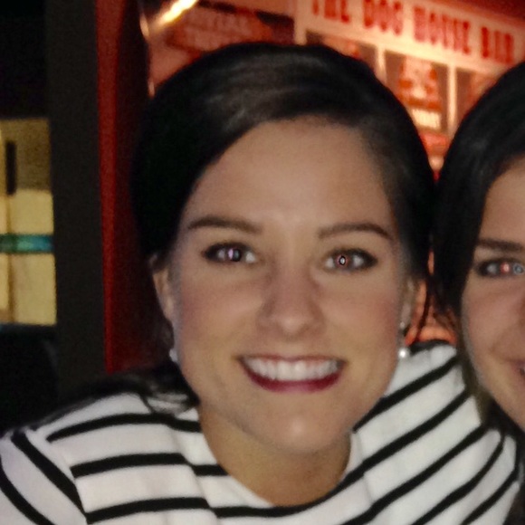 Meet your Posher, Danielle - Picture 1 of 1