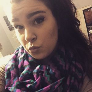 Meet your Posher, Samantha