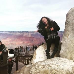 Meet your Posher, Kim