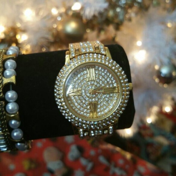 Gold Diamond Bracelet - Picture 2 of 4