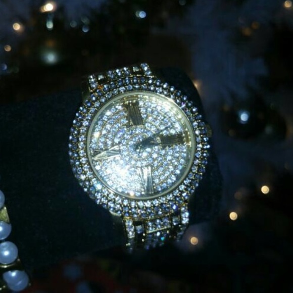 Gold Diamond Bracelet - Picture 4 of 4