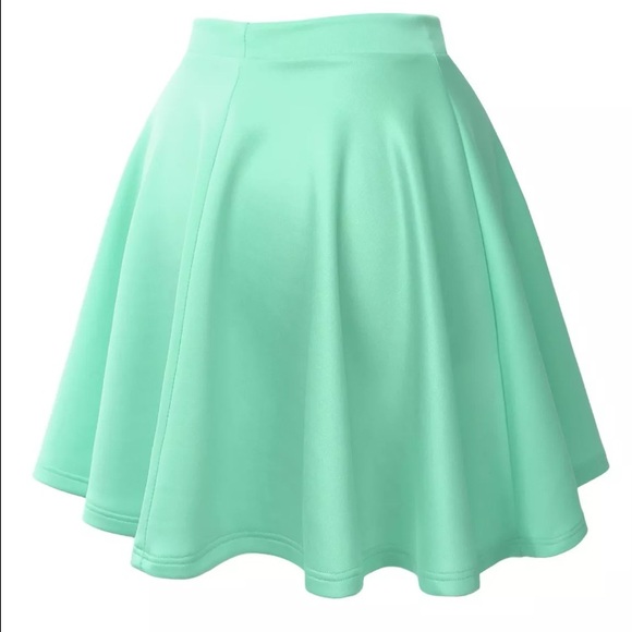 Mint green skater skirt - Picture 4 of 4