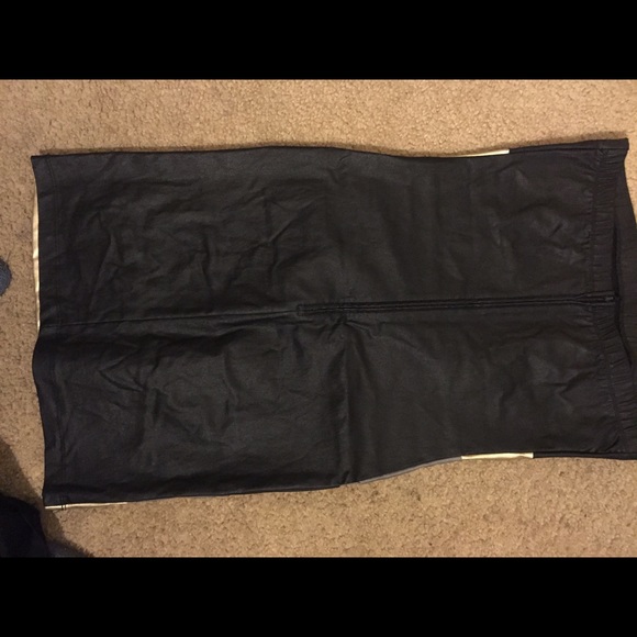 Strapless Black/gold/grey dress - Picture 2 of 3