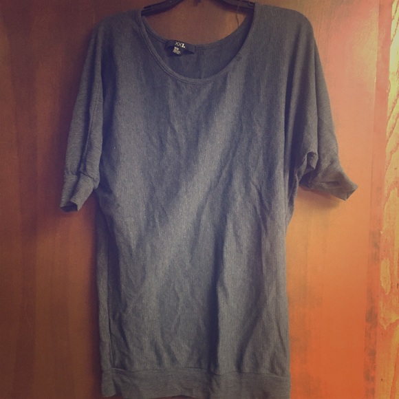 F21 long top, size M