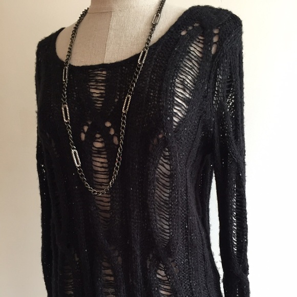 Jennifer Lopez sweater