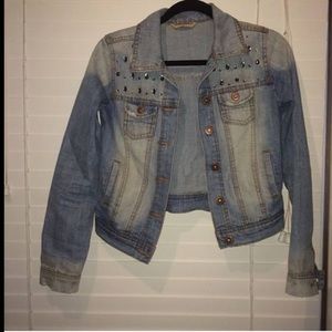 Jean jacket missing some diamonds, still very cute