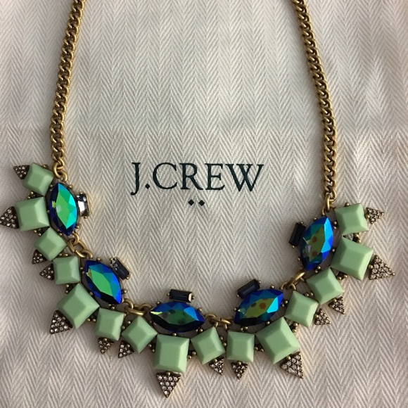 J.Crew Necklace 👗💍👒🐠🐬
