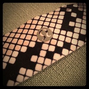 Lululemon Headband - on hold for vprokic