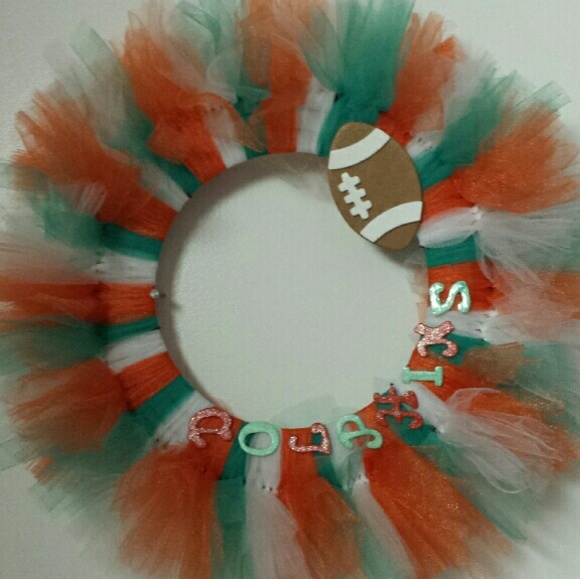 Dolphins Wreath