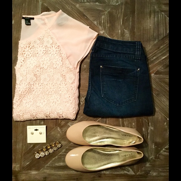 NWOT - Light Pink Lace & Sheer Top