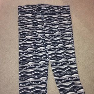 Black & White Print Leggings